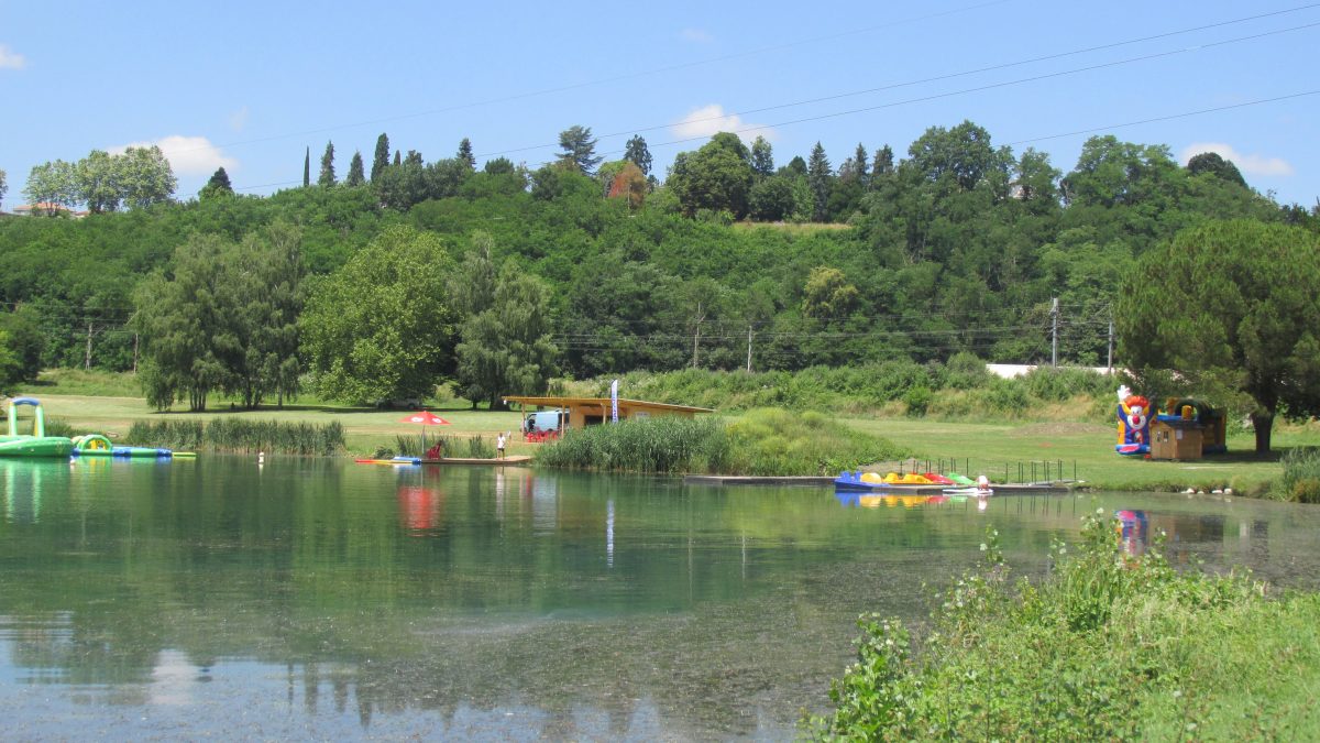 LAC DE MONTREJEAU BASE DE LOISIRS
