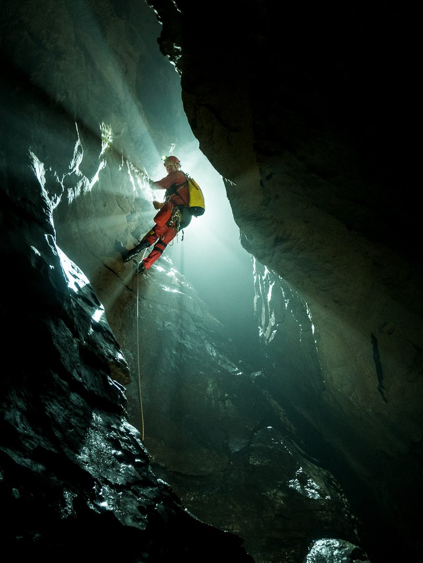 Caverna