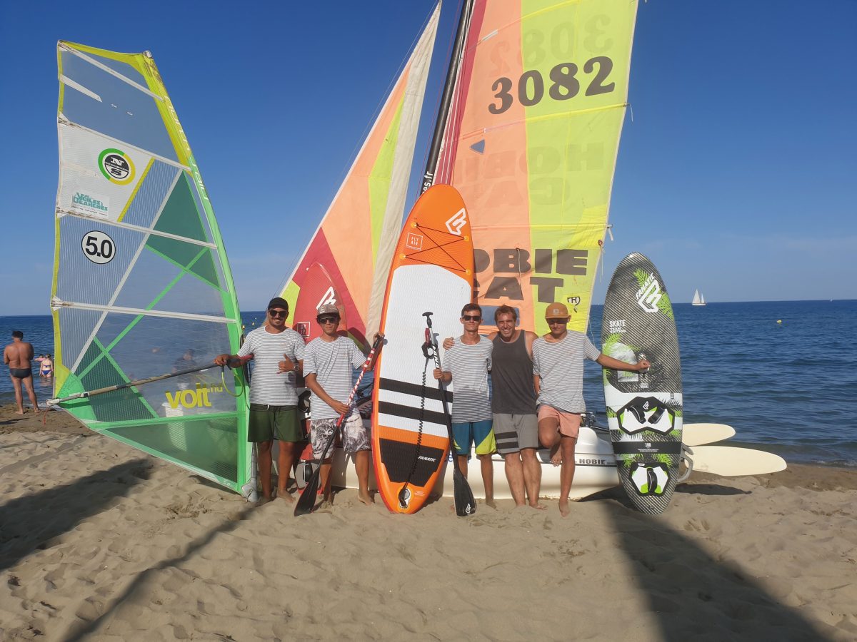 ÉCOLE DE VOILE LES VOILES BLANCHES