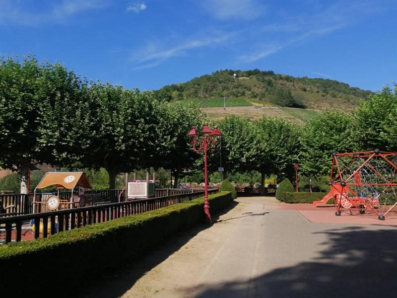 Aire de jeux : place Modeste Zussy