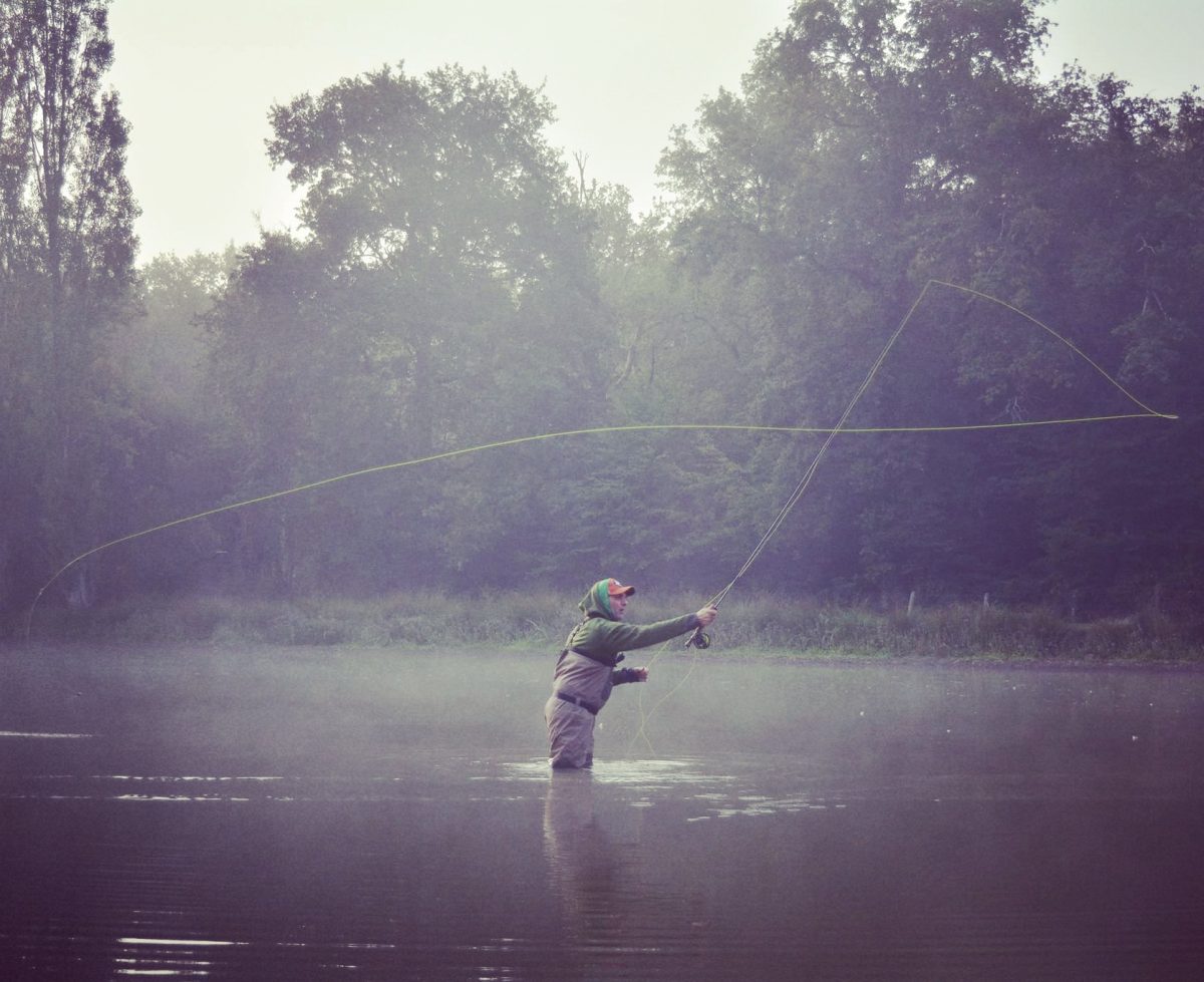 Pêche dans le ruisseau du Meunet