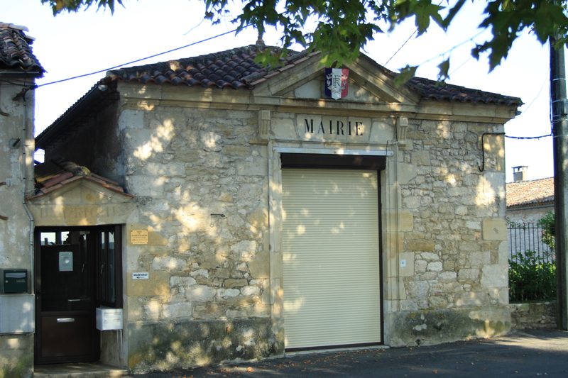 Mairie de Saint-Quentin-de-Caplong