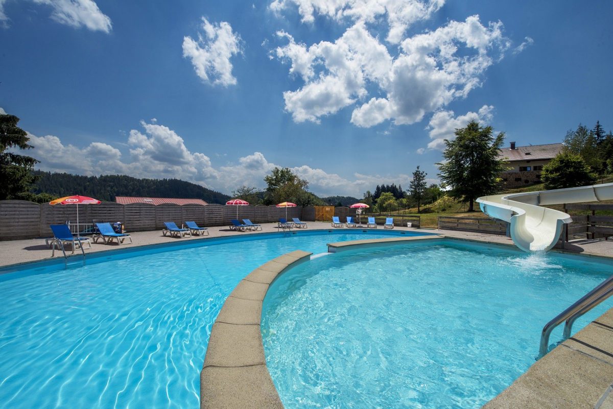Piscine de plein-air chauffée
