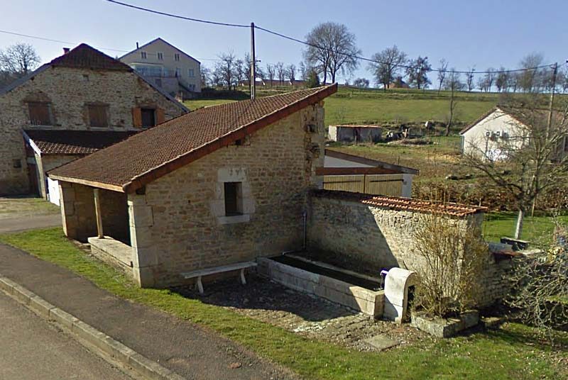 Fontaine-lavoir de Chauffourt