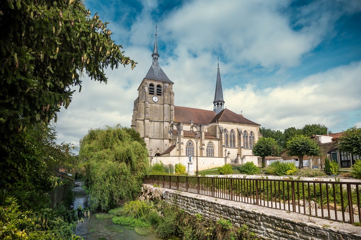 Eglise Saint-Laurent et Saint-Jean-Baptiste de Soulaines-Dhuys