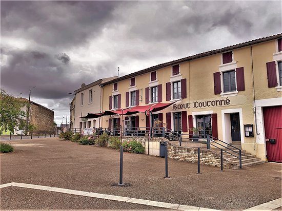 Le Boeuf Couronné