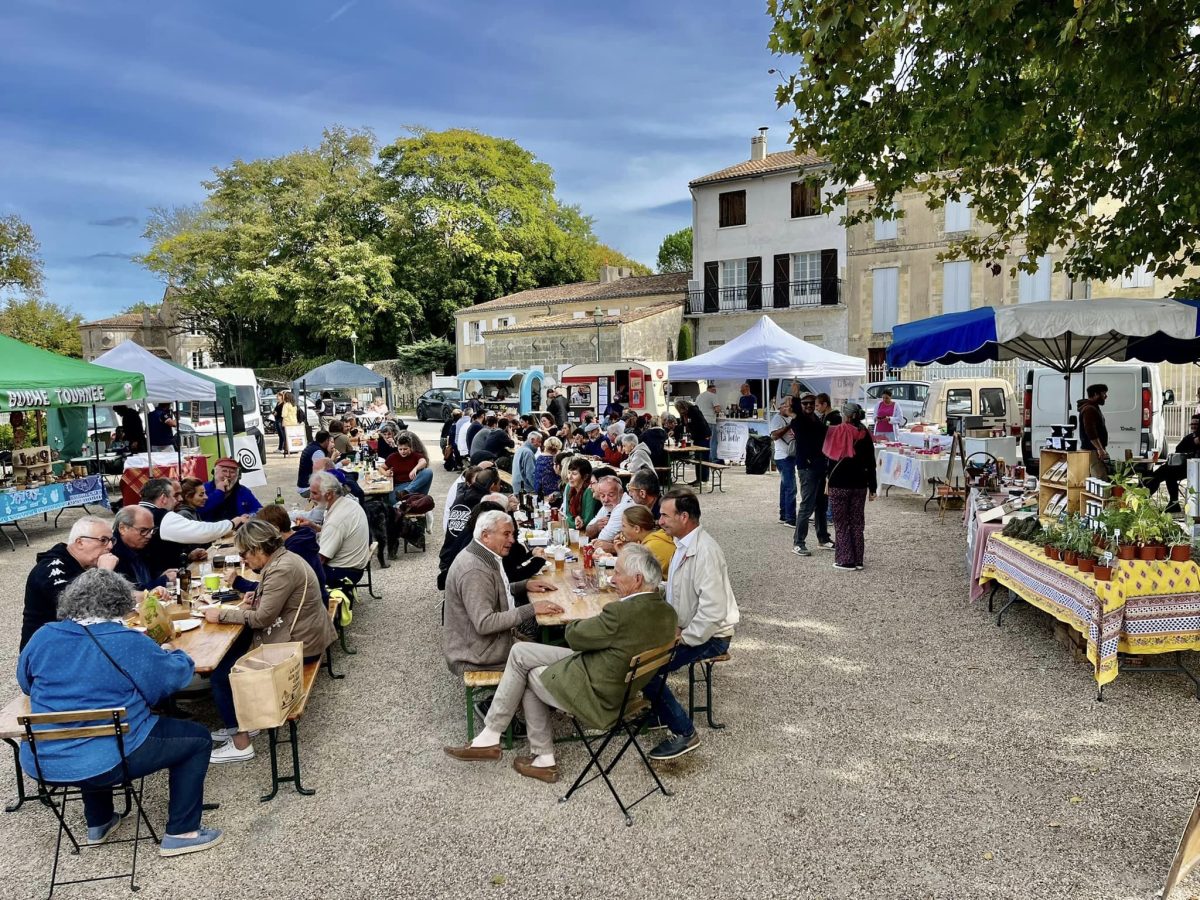 Marché du Fleuve de Plassac