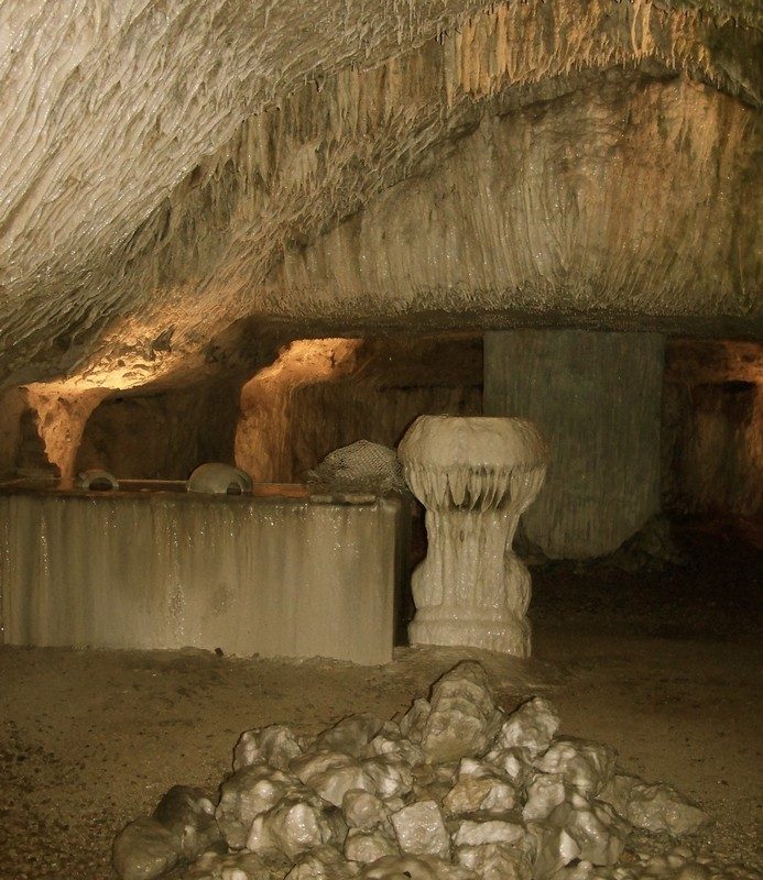 Grotte pétrifiante