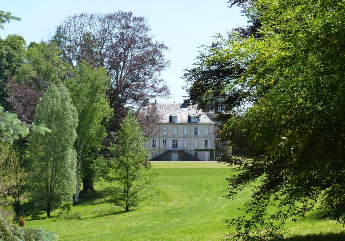 Visite commentée du Parc Arboretum Château de Neuvic d'Ussel