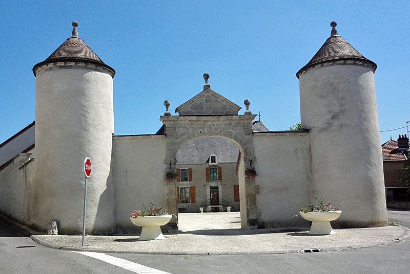 Château de Montrot à Doulaincourt