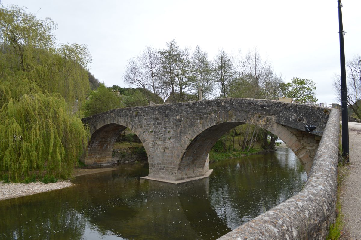 PONT SUR LE LOT