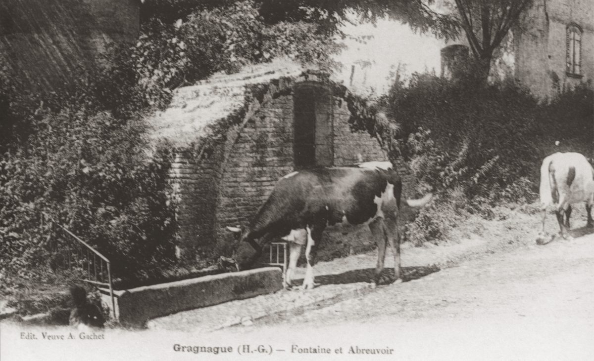 LA FONTAINE