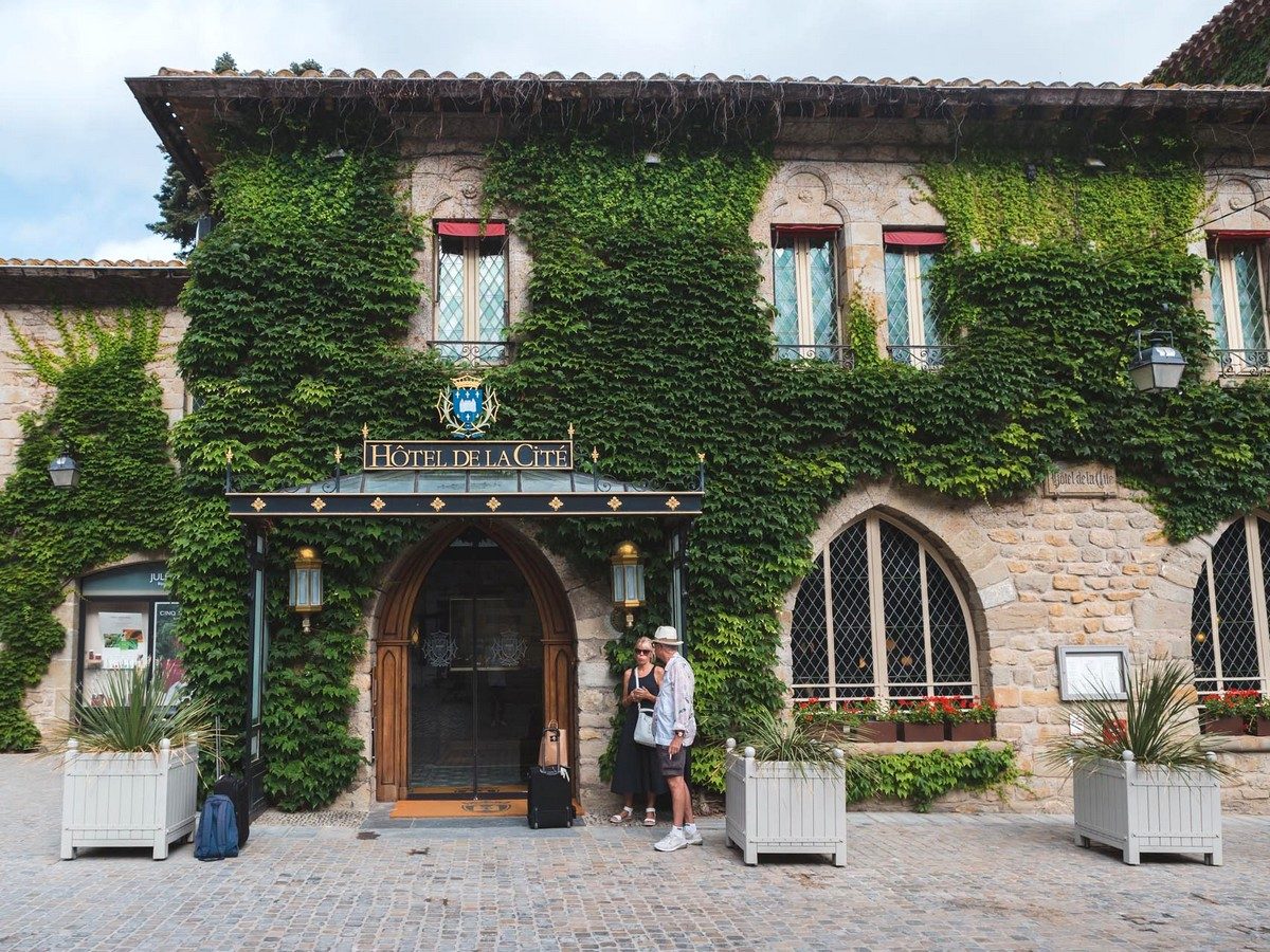 HÔTEL DE LA CITÉ