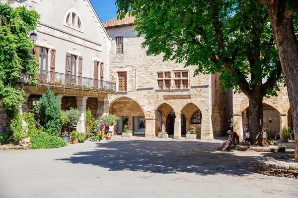 La sauveté / bastide de Villeneuve en visite guidée groupe