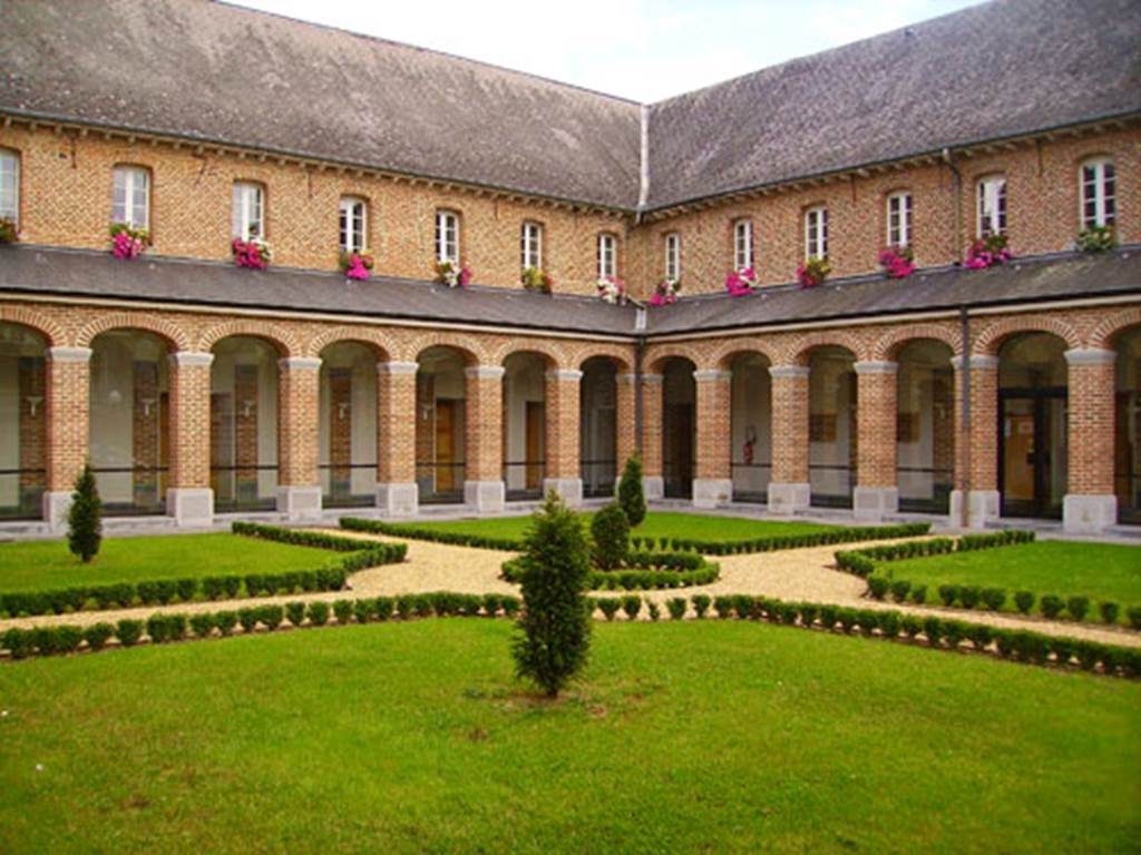 Centre Culturel "Pierre Tassin"