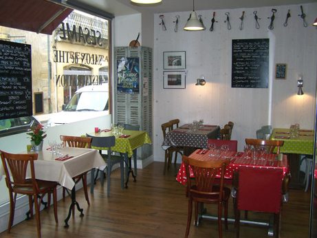 Chez elles