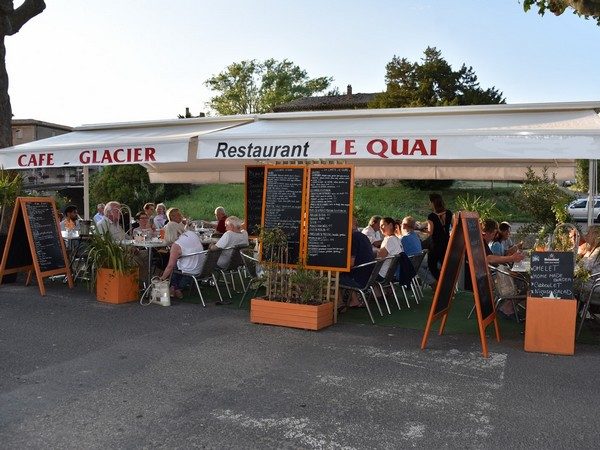 LE QUAI