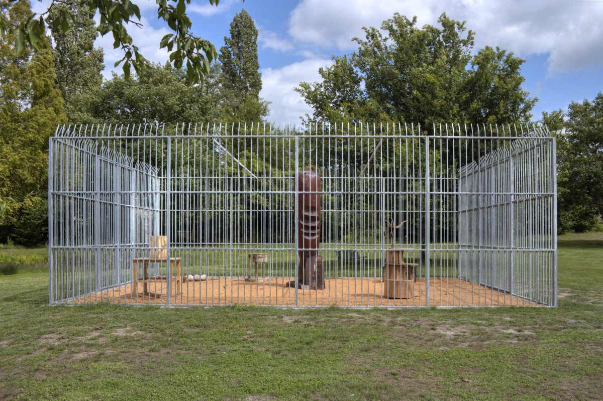 La Forêt d'Art Contemporain : Zoo de Sculptures, oeuvre n°12
