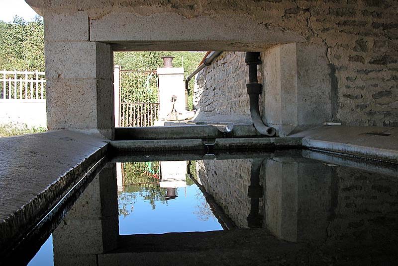 Lavoir de Villars-Montroyer (2)
