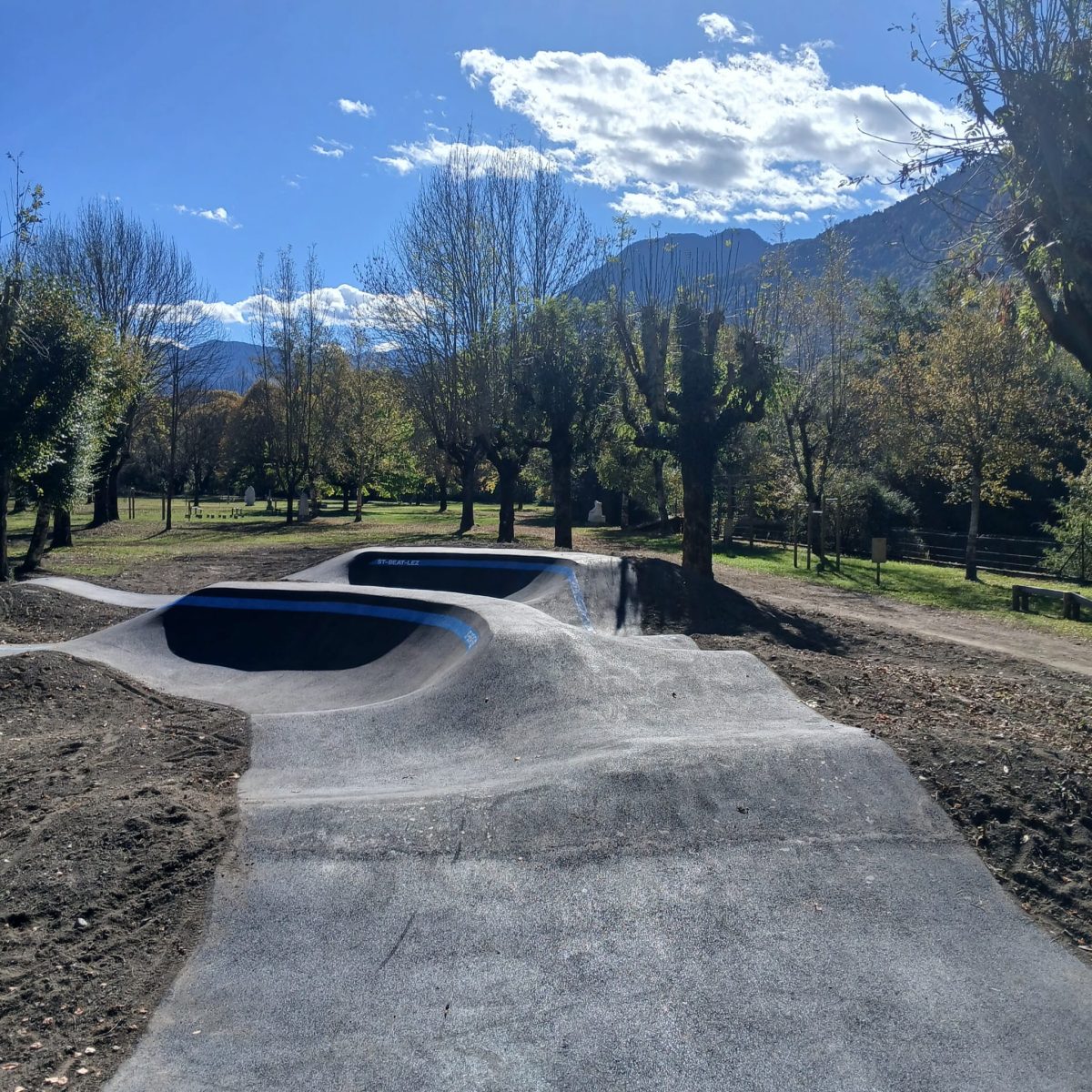PUMPTRACK