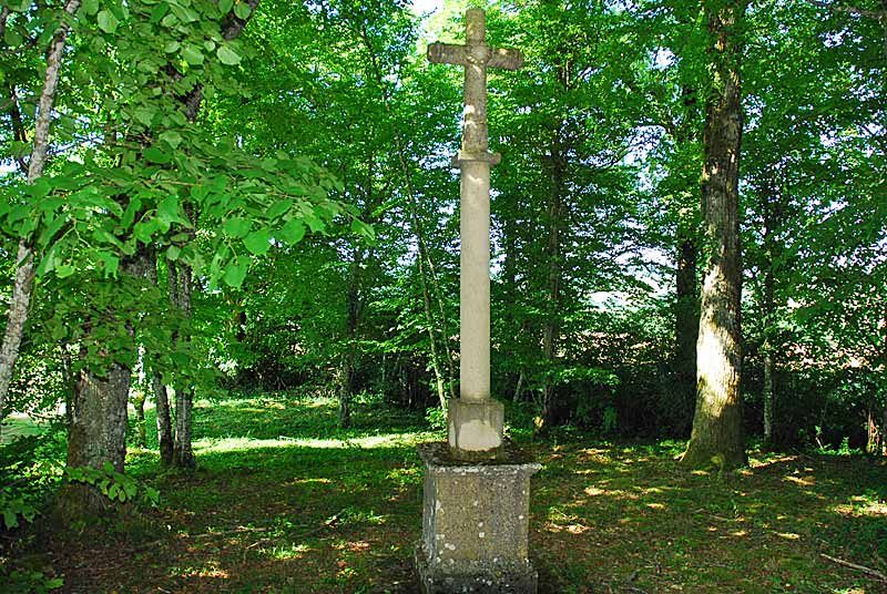 Croix des Myriottes à Verseilles-le-Haut