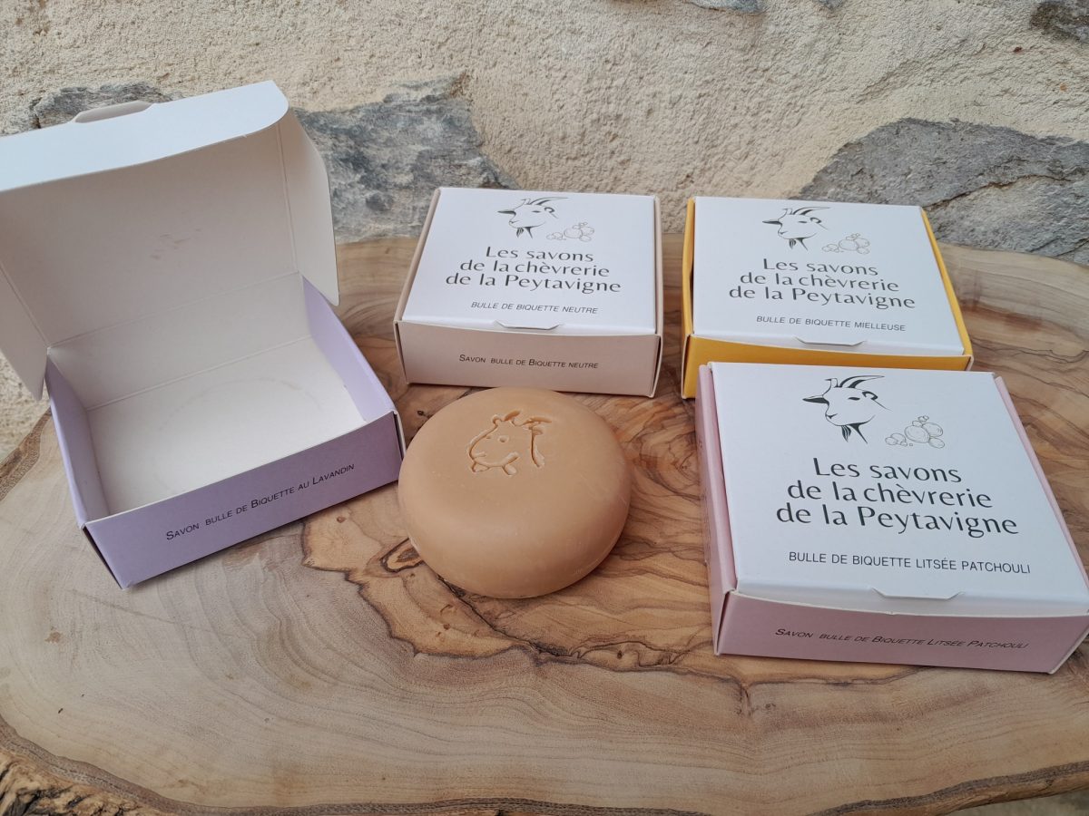Ici, nos savoir-faire - Visite de la savonnerie bio de la chèvrerie de la Peytavigne