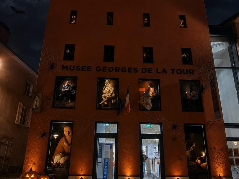 Sorcière es-tu là ?
