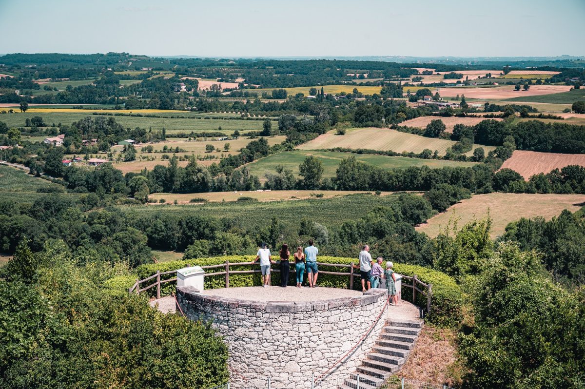 Découverte du sentier paysager de la butte de la Vierge de Monbahus