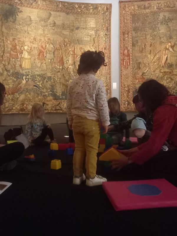Atelier Familles > " Le grand jeu de l'oie de l'enfance"
