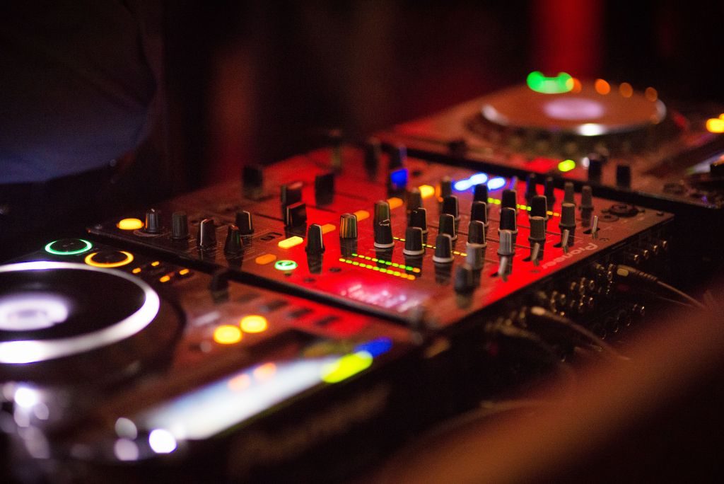 DJ DYLAN - ANNEE 90/2000