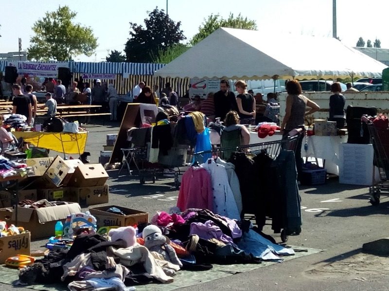 Vide grenier au Port de Plagne