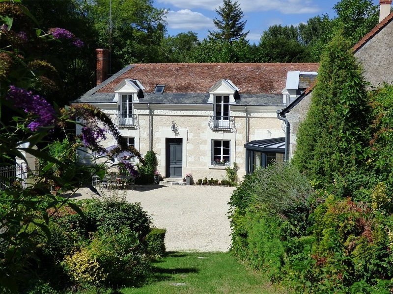 La Pomelie