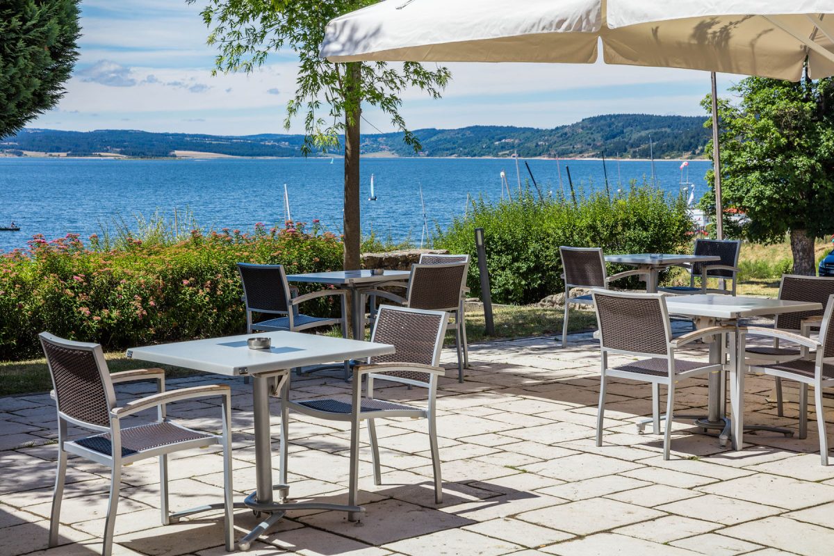 HÔTEL LES TERRASSES DU LAC