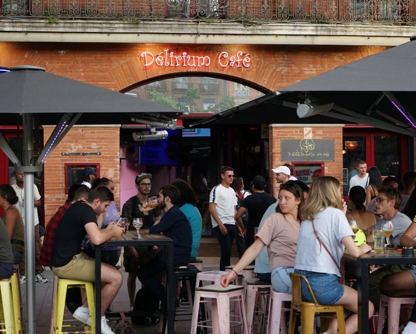 LE DÉLIRIUM CAFÉ