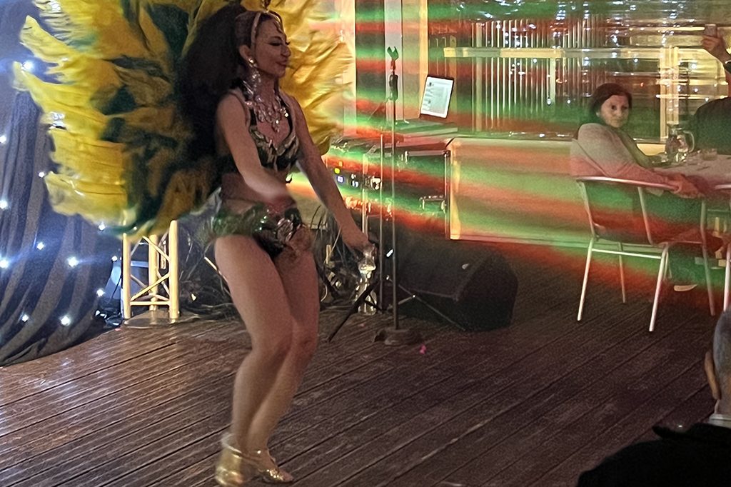 Soirée cabaret au Camping des Sources à Eugénie-les-Bains