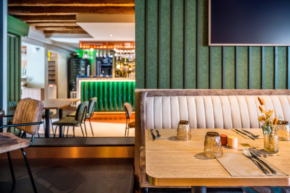 Au Bistro