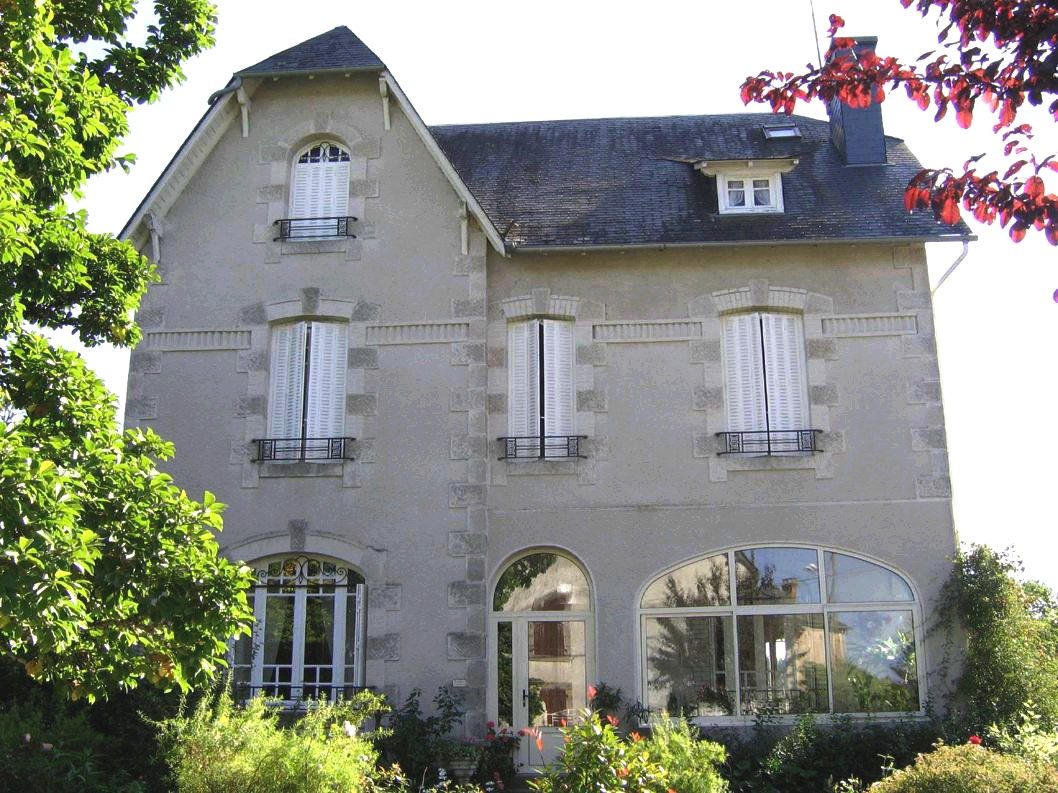 Maison Variéras, bourg