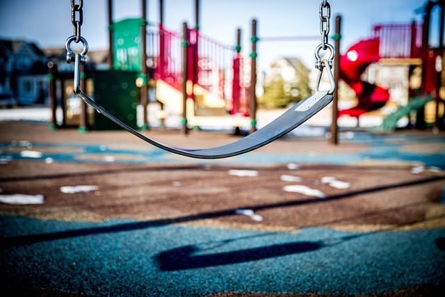 Aire de jeux pour enfants et parcours de santé