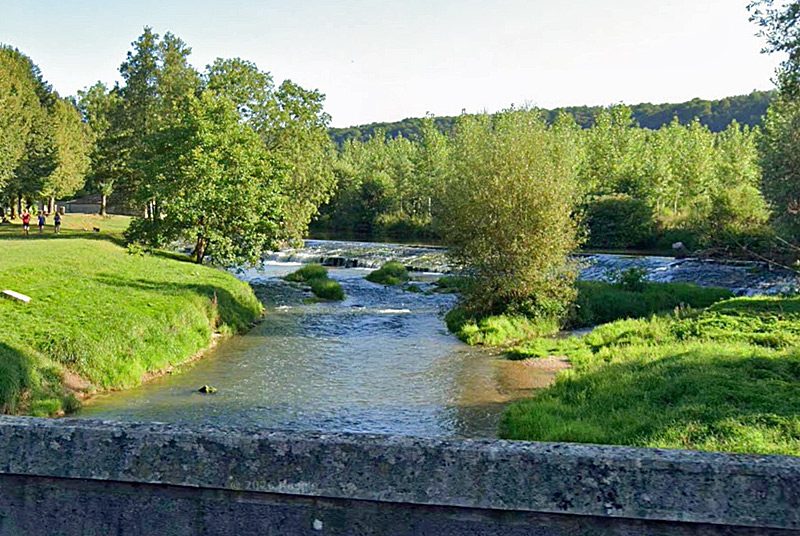 Déversoir de Luzy-sur-Marne