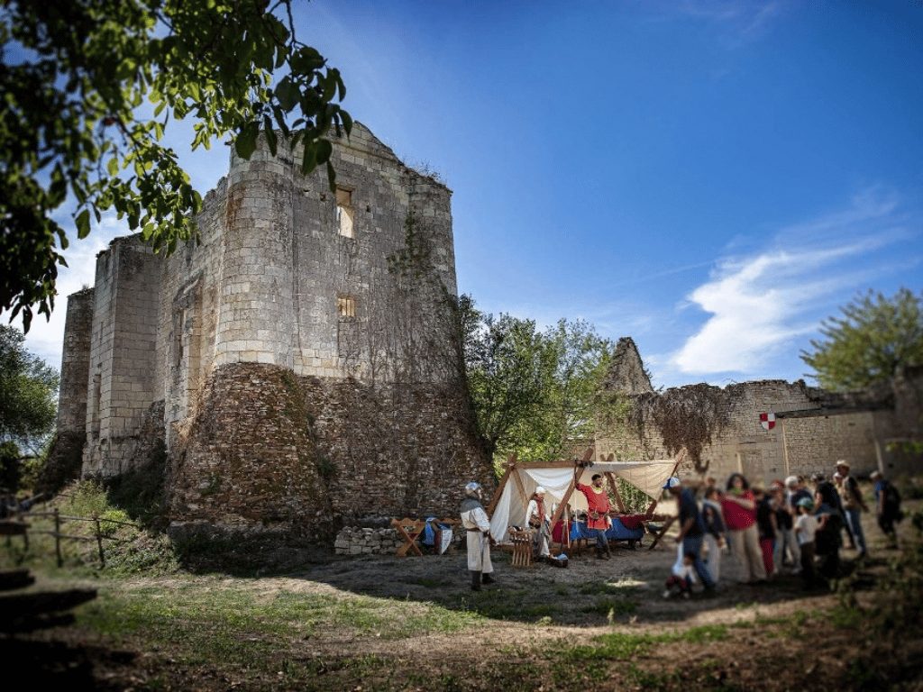 Maison forte de Montfaucon