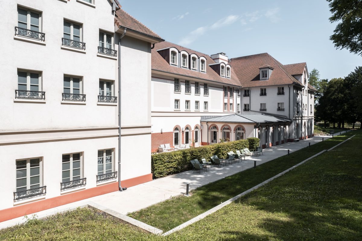 Mercure Maintenon
