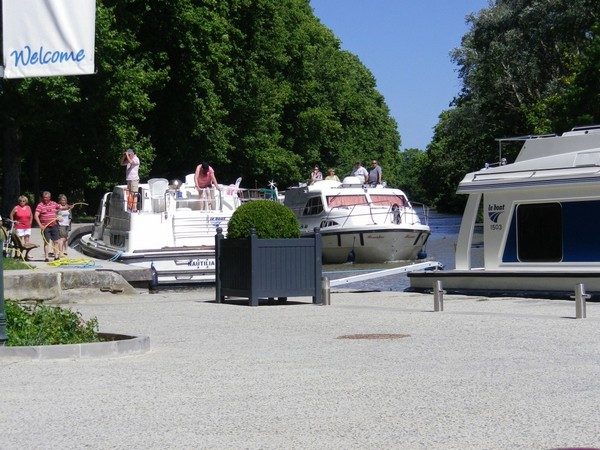 MAISON DU PORT LA FABRIQUE - HALTE NAUTIQUE