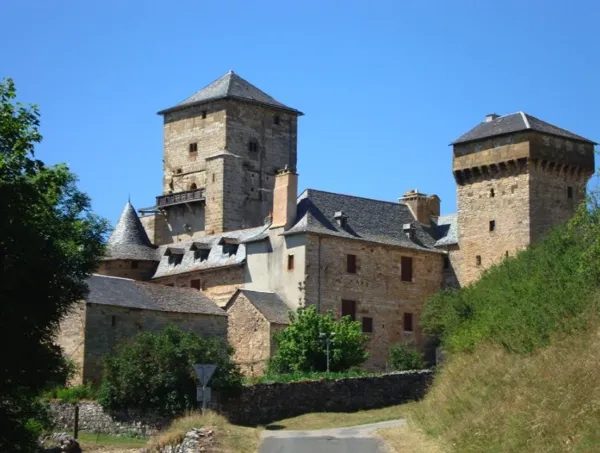 Randonnée pédestre au départ de Pierrefiche d'Olt