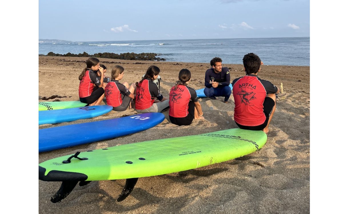 Artha Surf Club