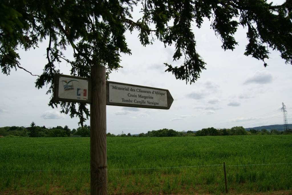 La Croix Margueritte et la tombe de Camille de Varaigne